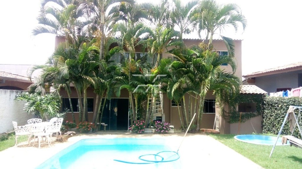 Piscina (Vista II)