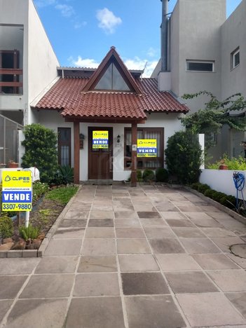 house em Aldo Sani, Hípica - Porto Alegre - RS