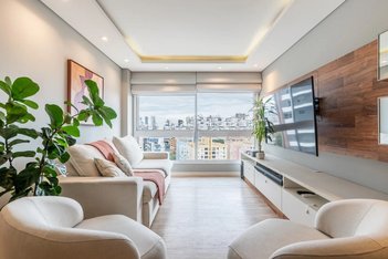 apartment em Rua Líbero Badaró, Passo da Areia - Porto Alegre - RS
