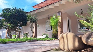 house em Rua Doutor José Éboli, Jardim Itu - Porto Alegre - RS