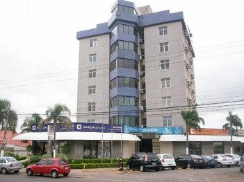 office em Avenida Assis Brasil, São Sebastião - Porto Alegre - RS