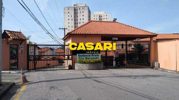 Cômodo Condomínio