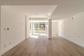 apartment em Rua Roque Calage, Passo da Areia - Porto Alegre - RS