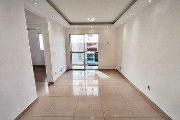 apartment em Rua Iriquitia, Taquara - Rio de Janeiro - RJ