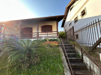 house em Rua Dejalmo dos Santos, Centro - Gravataí - RS