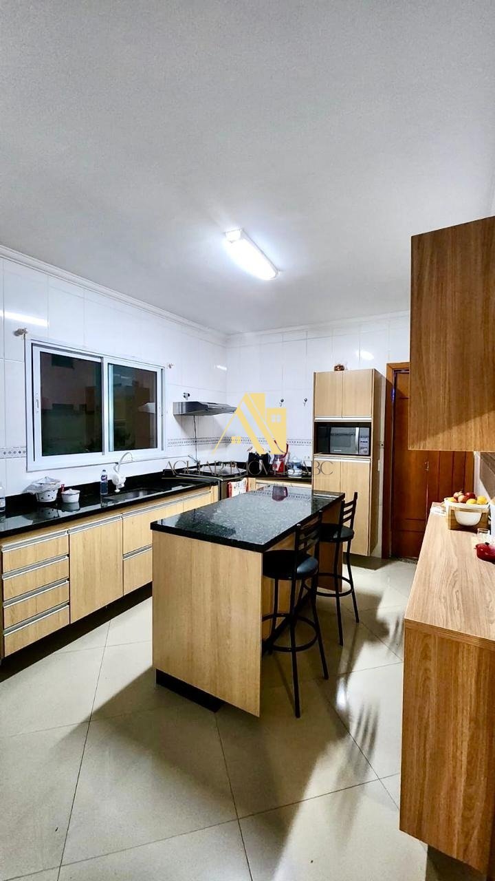 WhatsApp Image 2025-11-10 at 10.16