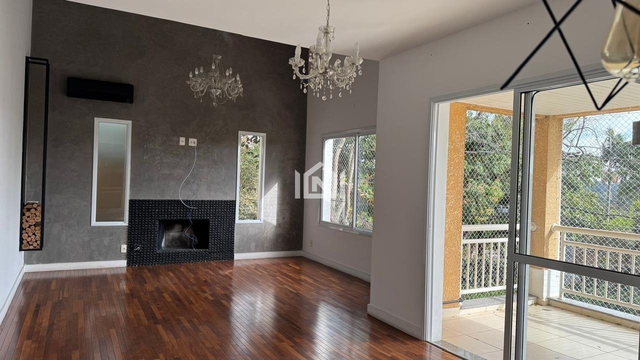 casa a venda e locacao no condominio raizes da granja viana - sala