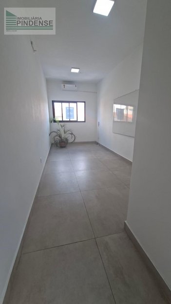 office em Rua Sadao Kano, Vila Bourghese - Pindamonhangaba - SP