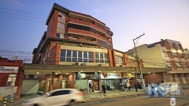 office em Assis Brasil, Passo da Areia - Porto Alegre - RS