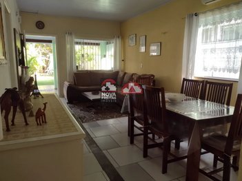 business em Avenida Frei Pacifico Wagner, Centro - Caraguatatuba - SP