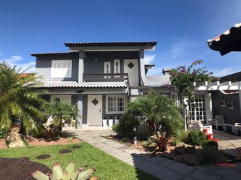 house em Rua Rio Comandaí, Centro - Xangri-Lá - RS