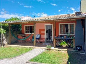 house em Rua do Gramal, Campeche - Florianópolis - SC