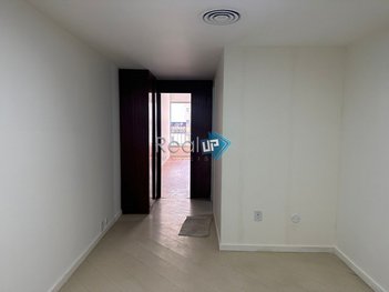 office em Nossa Senhora de Copacabana, Copacabana - Rio de Janeiro - RJ