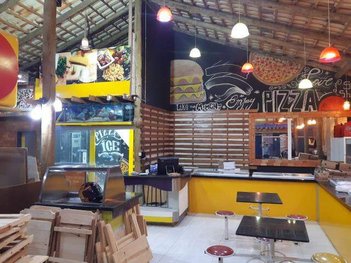 business em Rua das Diretas, Laranjeiras - Uberlândia - MG