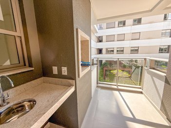 apartment em Estrada Haroldo Soares Glavan, Cacupé - Florianópolis - SC