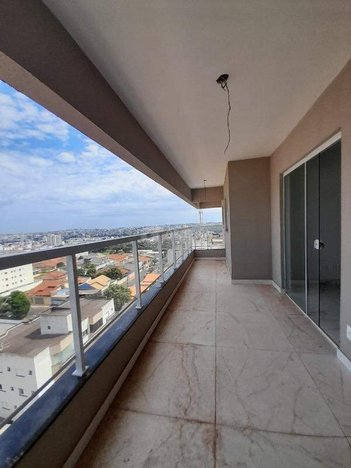 apartment em Rua Antônio Marciano de Ávila, Santa Mônica - Uberlândia - MG