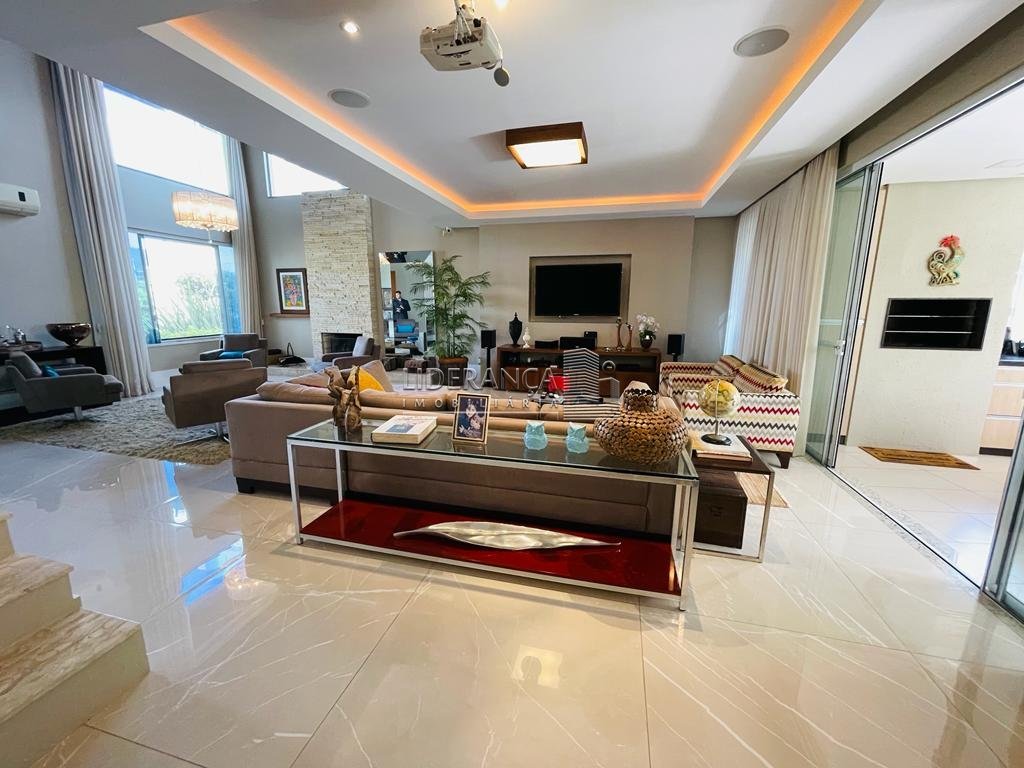 WhatsApp Image 2022-10-19 at 16.44