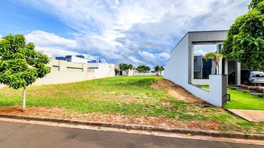 land_lot em Rua Londrina, Parque Taquaral - Piracicaba - SP