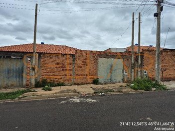 house em Avenida Leonardo Gomes, Parque Residencial Laura Molina - Araraquara - SP