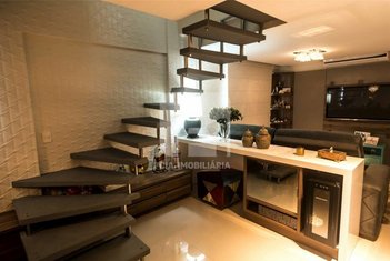 apartment em Rua General Estilac Leal, Coqueiros - Florianópolis - SC