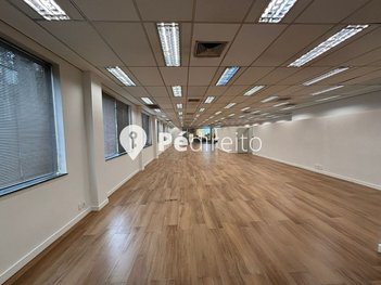 business em Avenida Brigadeiro Faria Lima, Jardim Paulista - São Paulo - SP