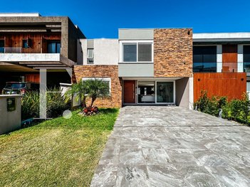 house em Rua Rio Camisas, Centro - Xangri-Lá - RS