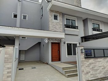 house em Rua das Piraúnas, Jurerê Internacional - Florianópolis - SC