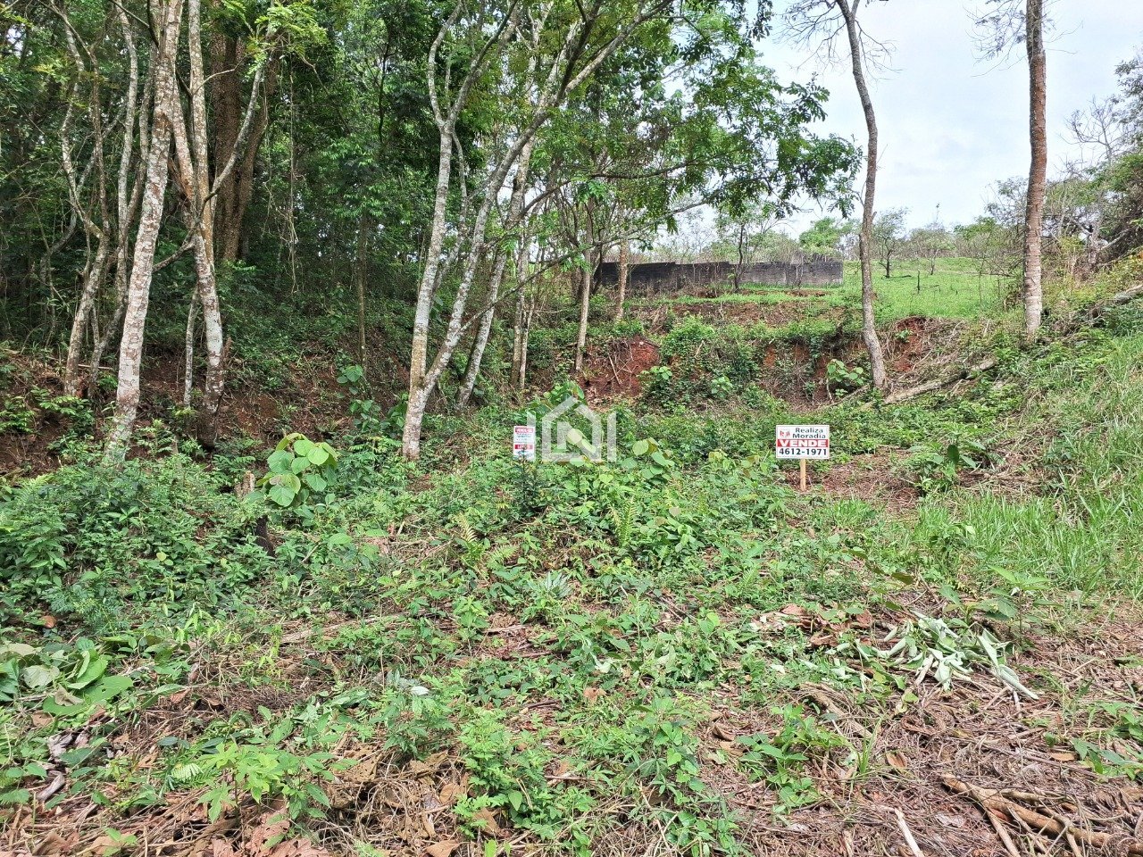 terreno a venda no condominio gramado