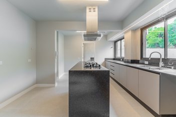 apartment em Rua Martim Afonso, Mercês - Curitiba - PR