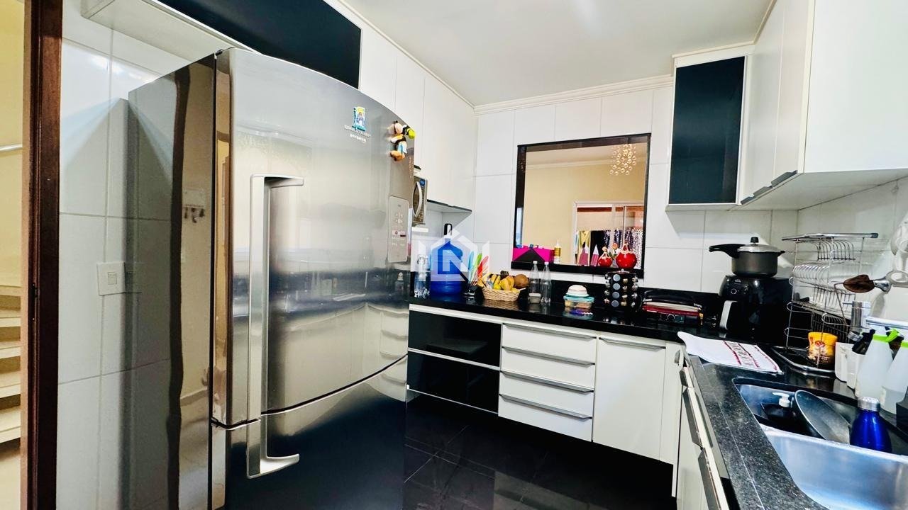 Casa a Venda no Condominio Sitio Viana - Cozinha