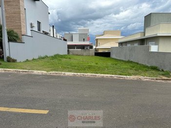 land_lot em Condomínio Residencial Portal do Lago, Residencial Portal do Lago - Mogi Mirim - SP