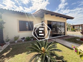 house em Rua Rio Apucaé, Centro - Xangri-Lá - RS