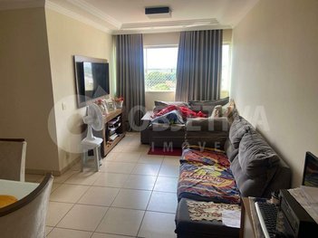 apartment em Rua Cassimiro de Abreu, Saraiva - Uberlândia - MG