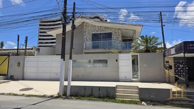house em Avenida Roberto Simonsen, Gruta de Lourdes - Maceió - AL