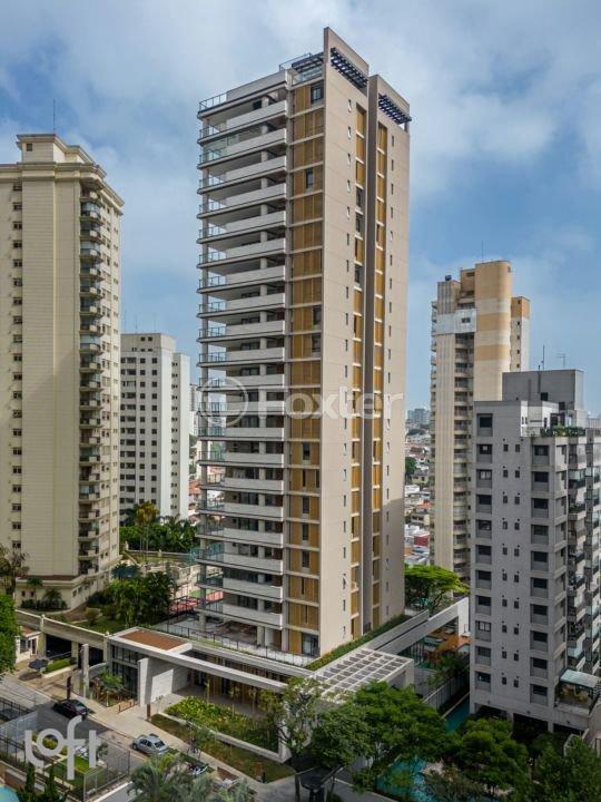 predio-de-luxo-com-acessibilidade-e-jardim