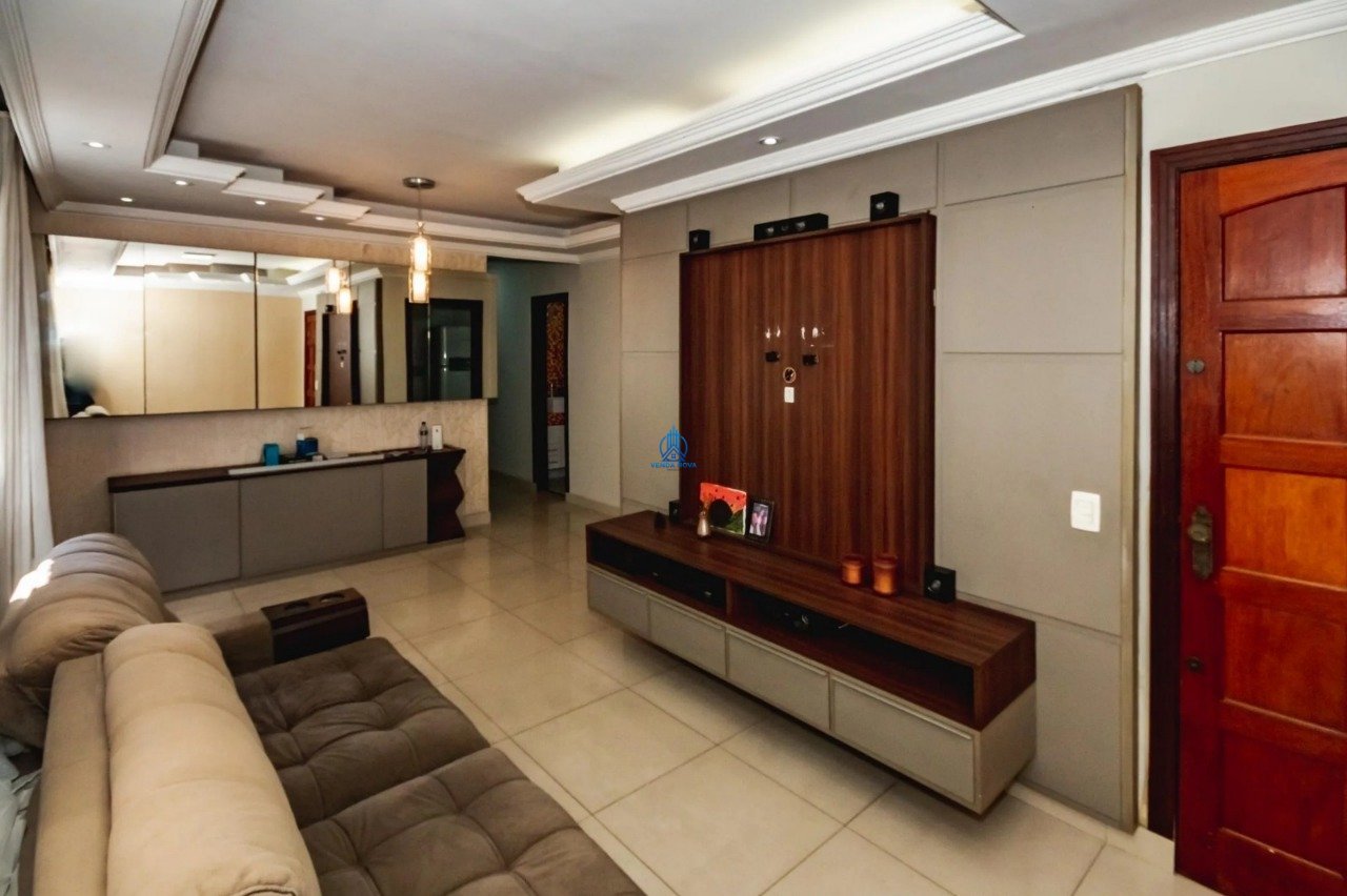 Apartamento com 3 quartos — Planalto, Belo Horizonte