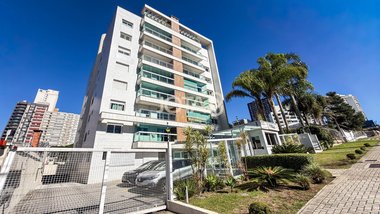 apartment em Rua Padre Agostinho, Mercês - Curitiba - PR