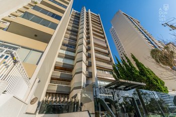 apartment em Avenida Visconde de Guarapuava, Batel - Curitiba - PR