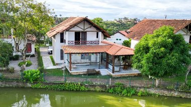 house em Avenida Cícero Batista de Oliveira, Alpes Suiços - Gravatá - PE