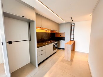 apartment em Rua Gilberto Candeia, Santa Lúcia - Caxias do Sul - RS