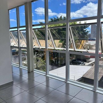 office em Avenida Braz de Pina, Vila Vitória - Mogi das Cruzes - SP