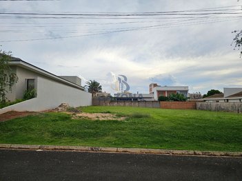land_lot em Rua Anchises Brasil Bueno, Jardim Salto Grande - Araraquara - SP
