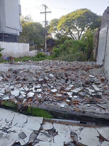 land_lot em Ariovaldo Pinheiro, Passo da Areia - Porto Alegre - RS