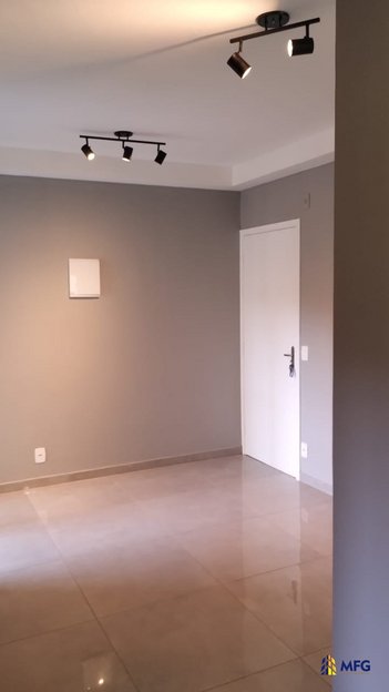 apartment em Rua José Martinez Gabarron, Jardim Gutierres - Sorocaba - SP