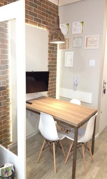 office em ASSIS BRASIL, Passo da Areia - Porto Alegre - RS