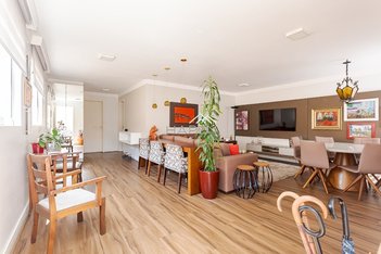 house em Rua Brigadeiro Franco, Mercês - Curitiba - PR