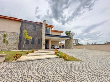 house em Avenida Nicola Capucci, Cidade Jardim - Jacareí - SP