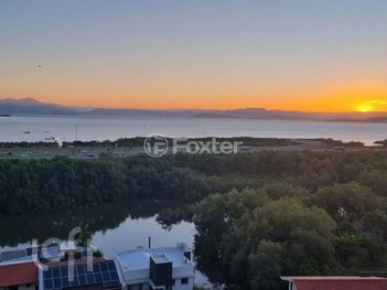 apartment em Avenida Governador Jorge Lacerda, Costeira do Pirajubaé - Florianópolis - SC