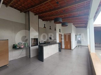 house em Rua Amatiri, Jardim Karaíba - Uberlândia - MG
