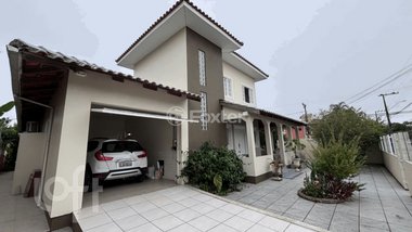 house em Rua Antônio José Thomaz da Costa, Campeche - Florianópolis - SC